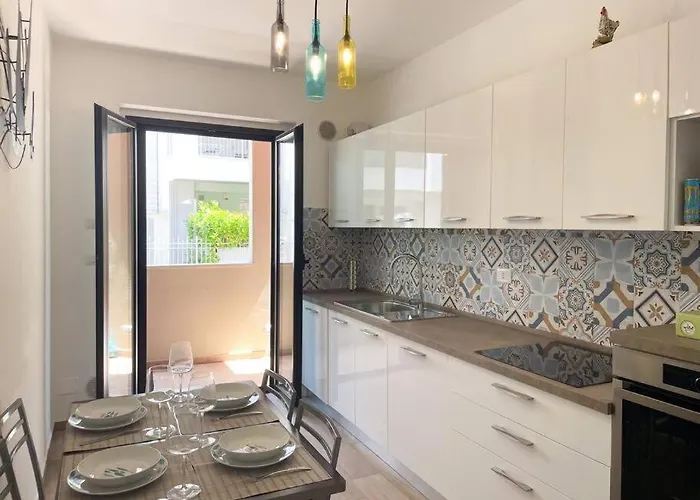 Uniko Apartament Pineto